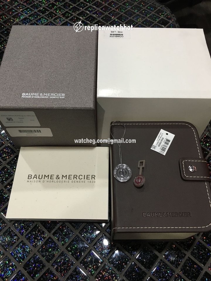 Baume & Mercier Clifton Mens watch Unisex Automatic Rose gold 10059 2
