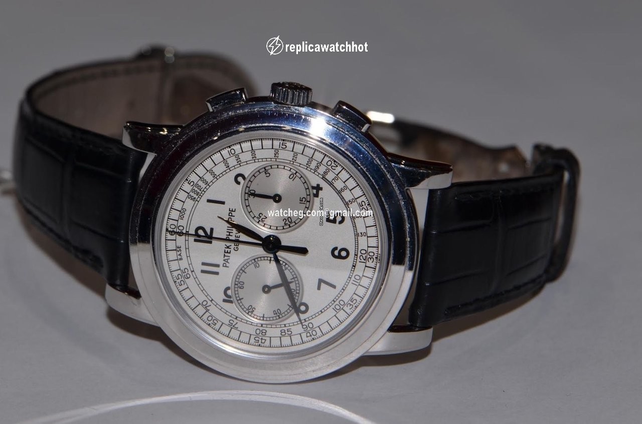 Patek Philippe Chronograph Mens watch Unisex Automatic White gold 5070G 2