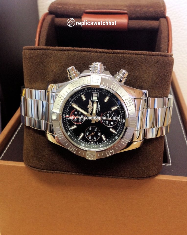 Breitling Avenger II Mens watch Unisex Automatic Steel A13381 2