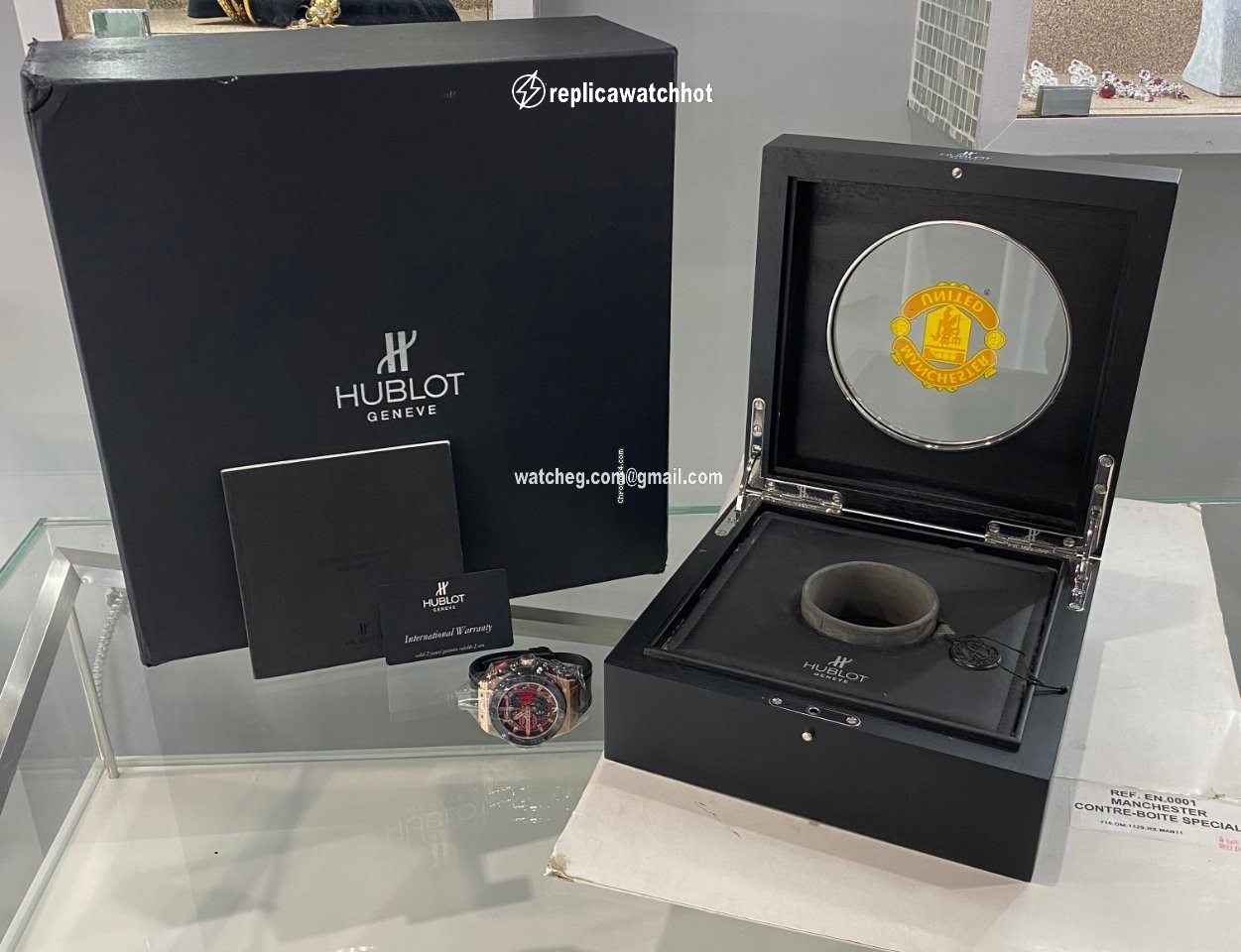 Hublot King Power Mens watch Unisex Automatic Rose gold 716.OM.1129.RX.MAN11 2