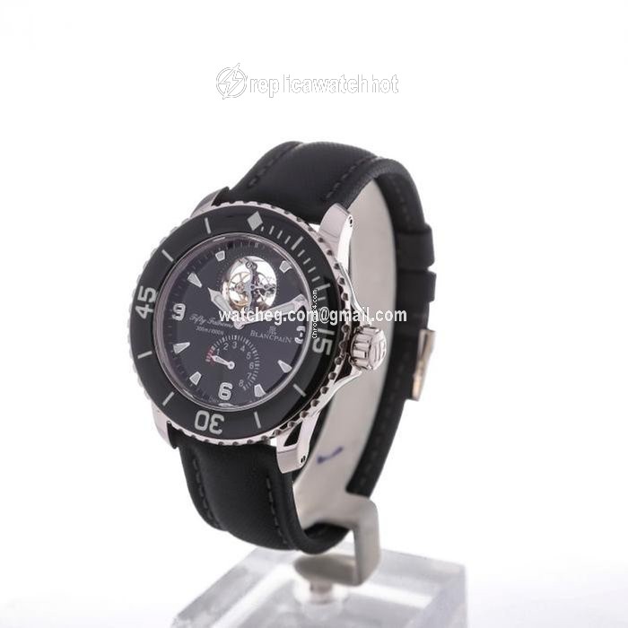 Blancpain Fifty Fathoms Mens watch Unisex Automatic White gold 5025-1530-52A 2