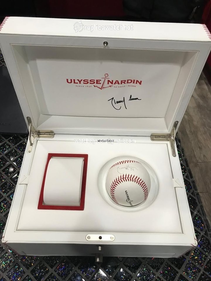 Ulysse Nardin Mens watch Unisex Automatic Steel 353-95LE-3C BIG UNIT 2