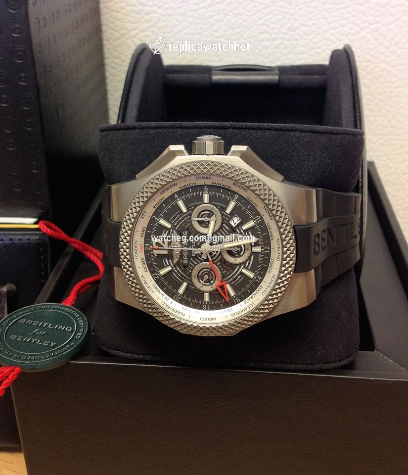 Breitling Bentley GMT Mens watch Unisex Automatic Titanium EB0432 2