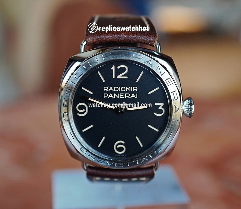 Panerai Special Editions Manual winding PAM 685 2