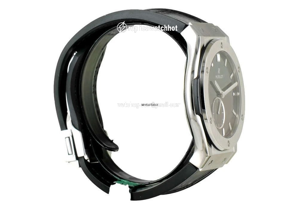 Hublot Classic Fusion Ultra-Thin Mens watch Unisex Automatic Titanium 545.NX.1270.LR 2