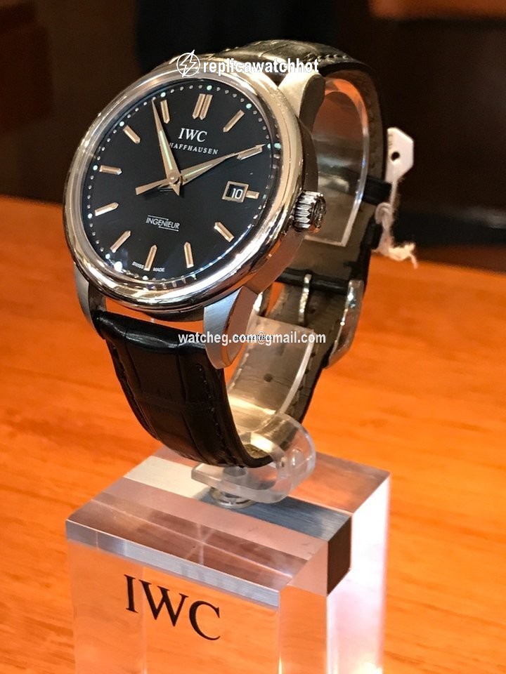 IWC Ingenieur Automatic Automatic Steel IW3233 2