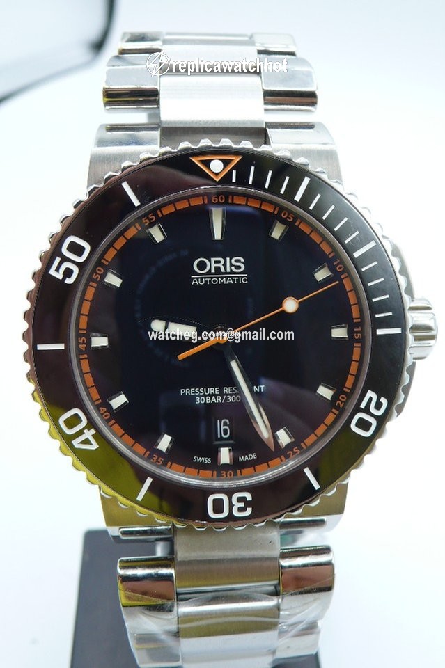 Oris Aquis Date Mens watch Unisex Automatic Steel 01 733 7653 4128-07 8 26 01PEB 2
