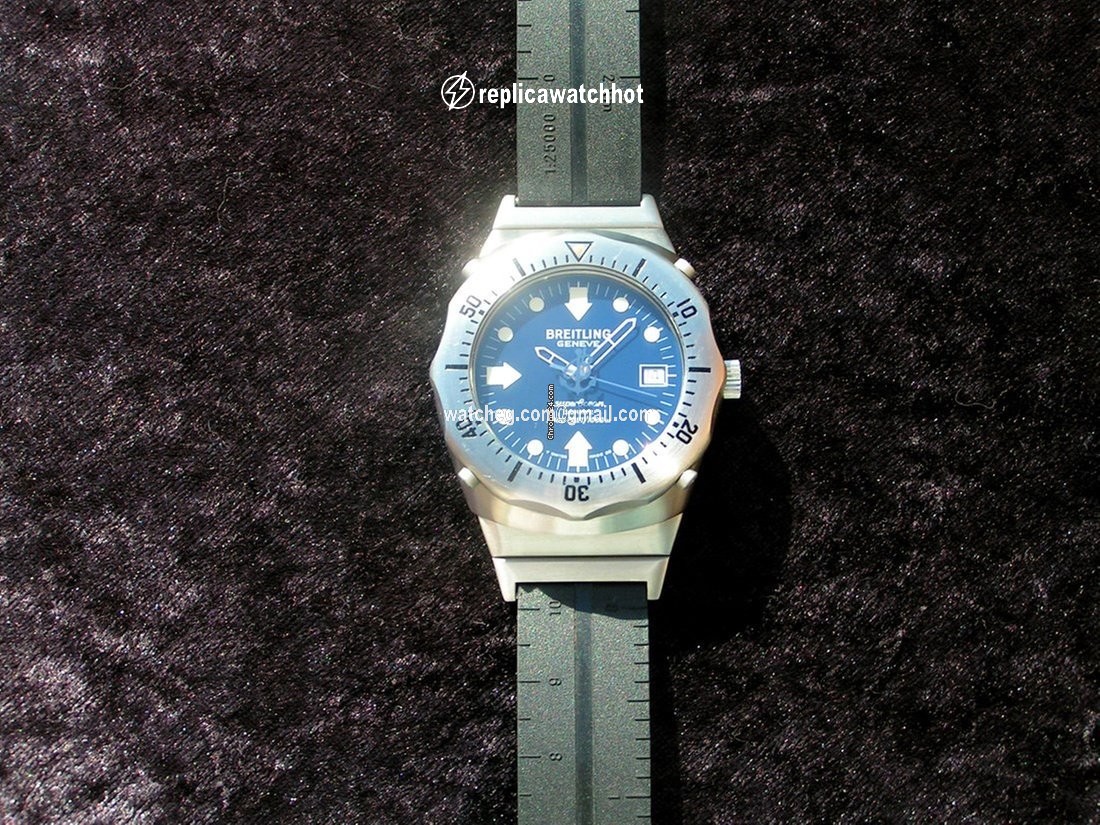 Breitling Superocean Mens watch Unisex Quartz Steel 81190 2