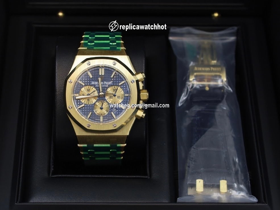 Audemars Piguet Royal Oak Chronograph Mens watch Unisex Automatic Yellow gold 26331BA.OO.1220BA.01 2