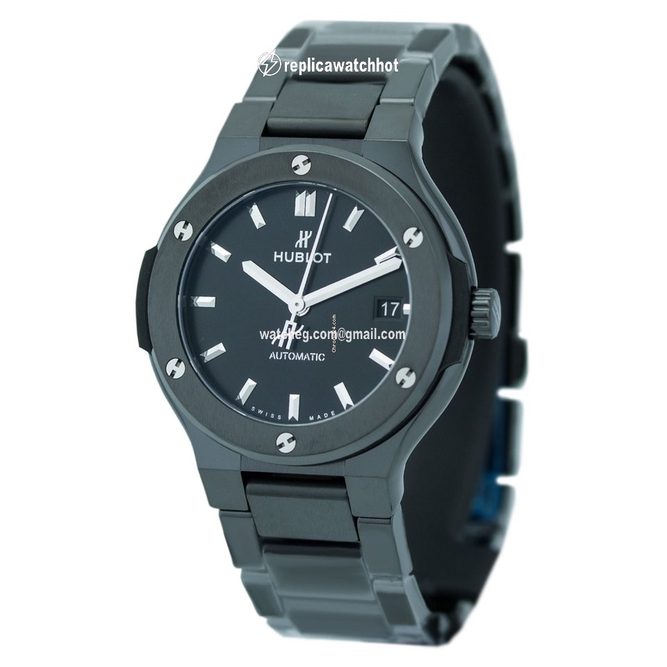 Hublot Classic Fusion 45, 42, 38, 33 mm Mens watch Unisex Automatic Ceramic 568.CM.1470.CM 2