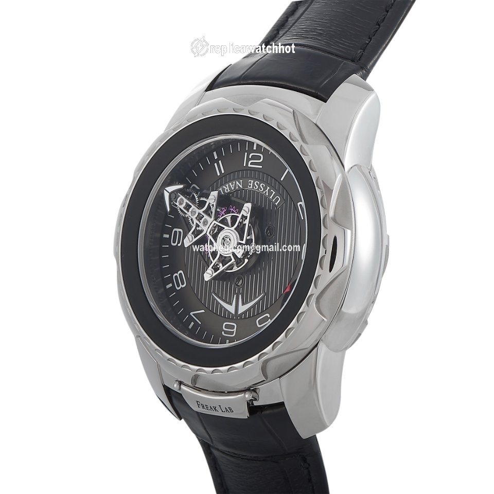 Ulysse Nardin Freak Mens watch Unisex Manual winding White gold 2100-138 2