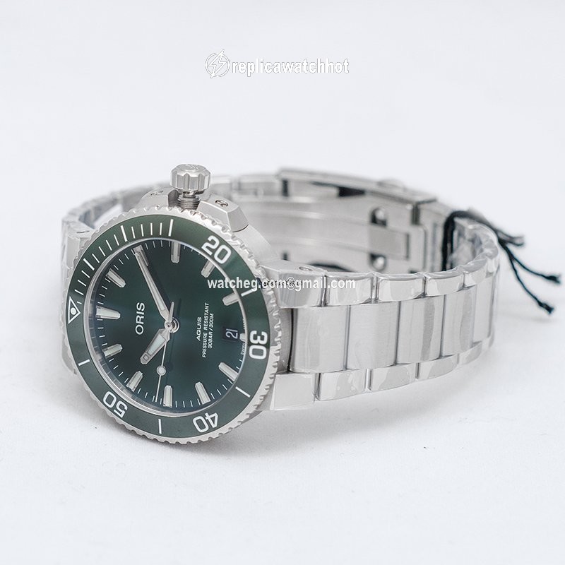 Oris Aquis Date Mens watch Unisex Automatic Steel 01 733 7732 4157-07 8 21 05PEB 2