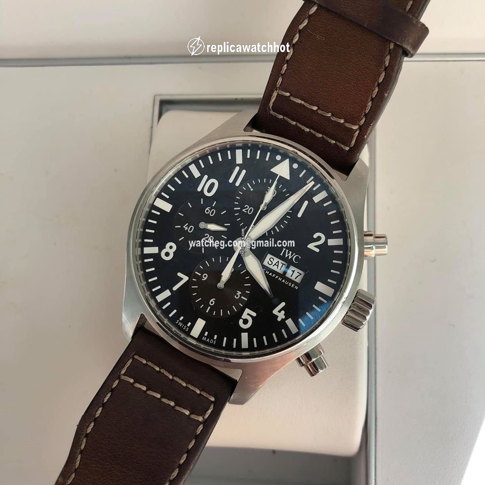 IWC Pilot Chronograph Mens watch Unisex Automatic Steel IW377713 2