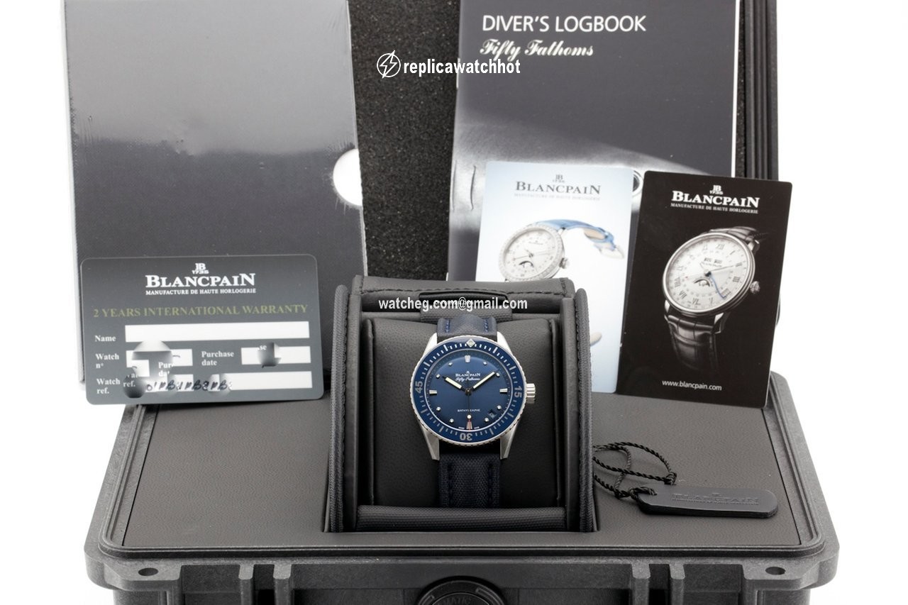 Blancpain Fifty Fathoms Bathyscaphe Mens watch Unisex Automatic Steel 5100-1140-O52A 2