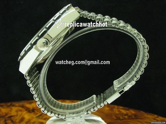 Breitling Chronomat Mens watch Unisex Automatic Steel 188 2