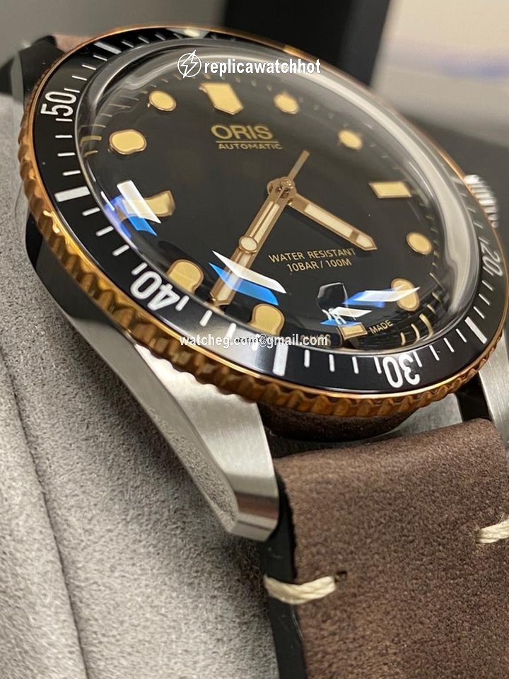 Oris Divers Sixty Five Mens watch Unisex Automatic Steel 01 733 7707 4354-07 5 20 55 2