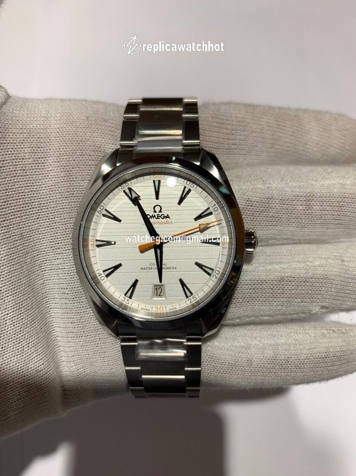 Omega Seamaster Aqua Terra Mens watch Unisex Automatic Steel 220.10.41.21.02.001 2