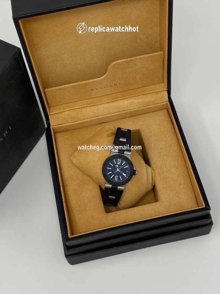 Bulgari Diagono Womens watch Quartz Aluminum DG29SV 2
