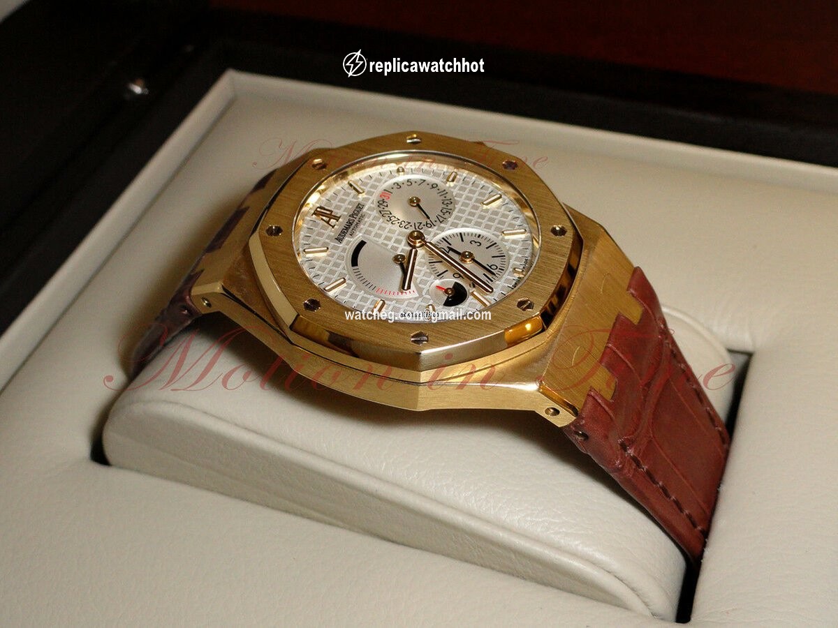 Audemars Piguet Royal Oak Dual Time Mens watch Unisex Automatic Yellow gold 26120BA.OO.D088CR.01 2