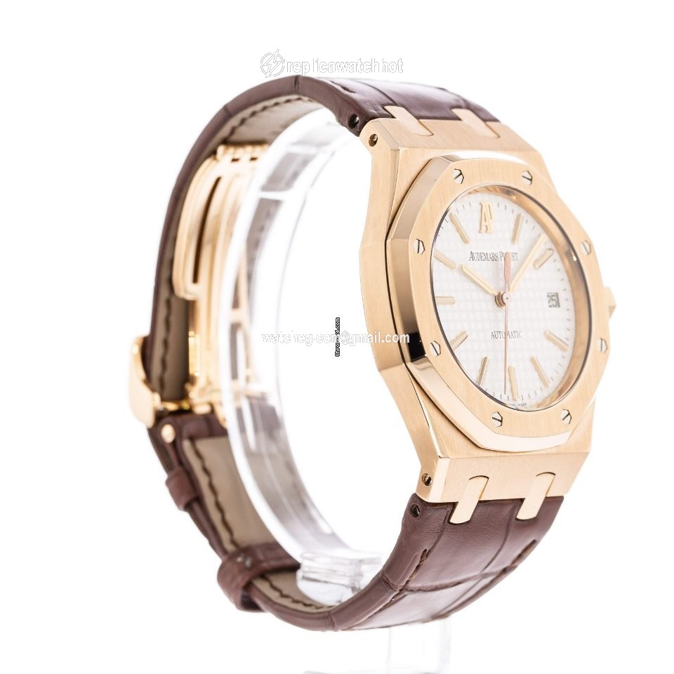Audemars Piguet Royal Oak Selfwinding Mens watch Unisex Automatic Yellow gold 15300BA.OO.D088CR.01 2