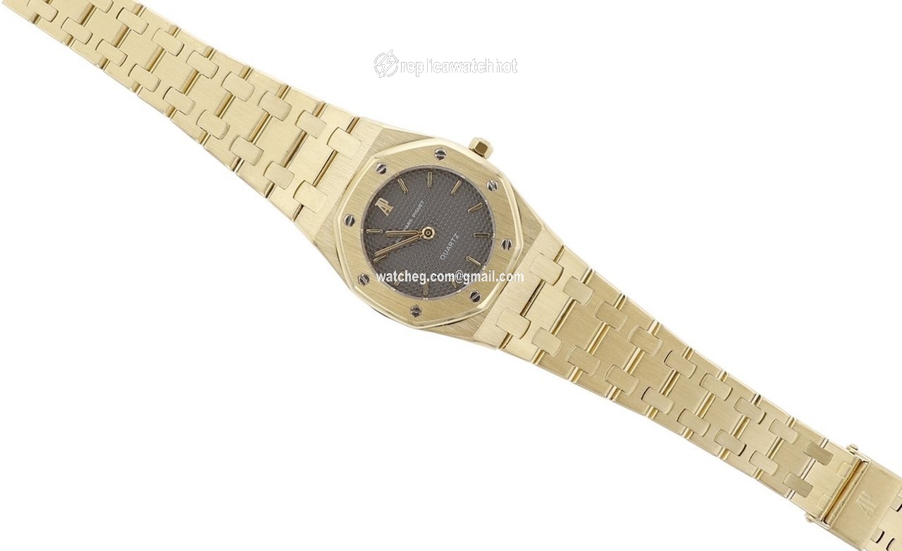 Audemars Piguet Royal Oak Lady Womens watch Quartz Yellow gold 6007BA 2