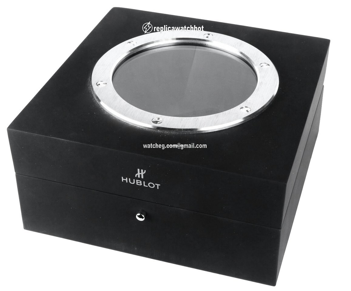 Hublot Mens watch Unisex Automatic Titanium 601.NX.3171.LR 2