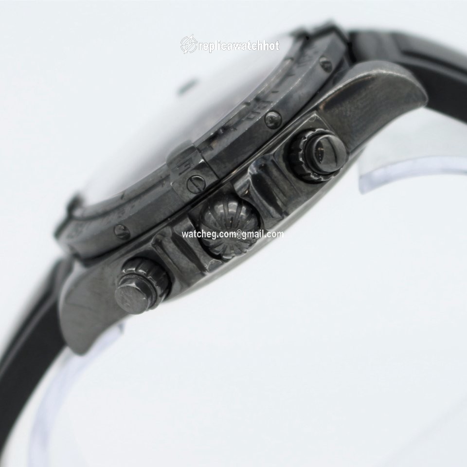 Breitling Blackbird Mens watch Unisex Automatic Steel M44359 2