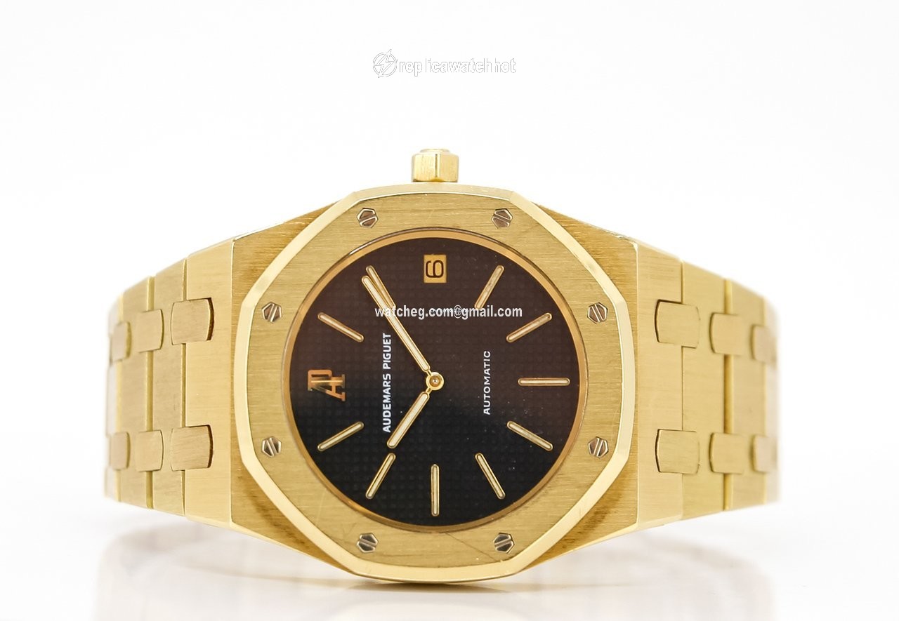 Audemars Piguet Royal Oak Jumbo Mens watch Unisex Automatic Yellow gold 14802BA 2