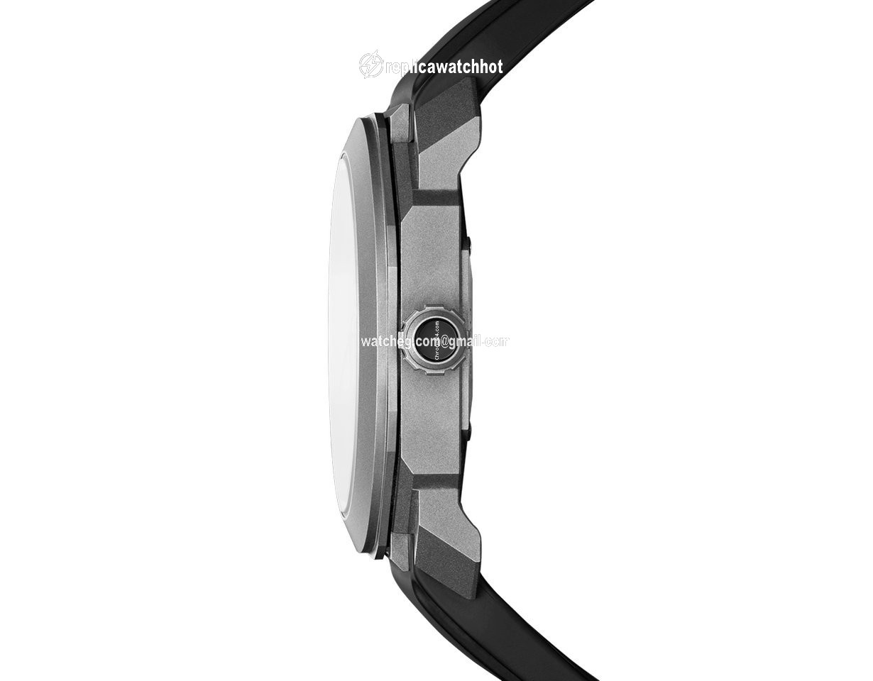 Bulgari Octo Mens watch Unisex Automatic Titanium 102858 BGO41C14TVD 2