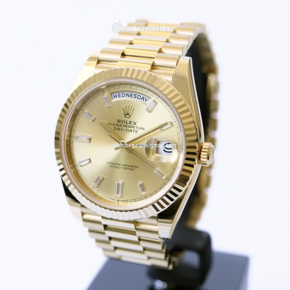 Rolex Day-Date 40 Mens watch Unisex Yellow gold Automatic 228238-0005 2