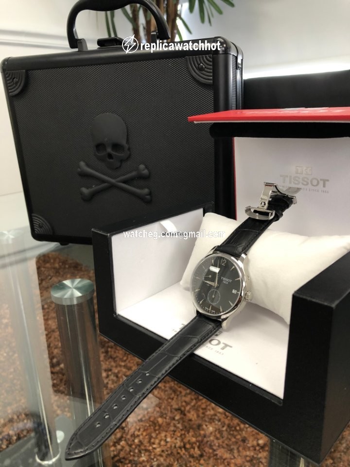 Tissot Tradition Mens watch Unisex Quartz Steel T063.617.16.057.00 2
