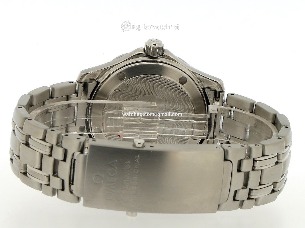 Omega Seamaster Diver 300 M Mens watch Unisex Automatic Steel 2551.80.00 2