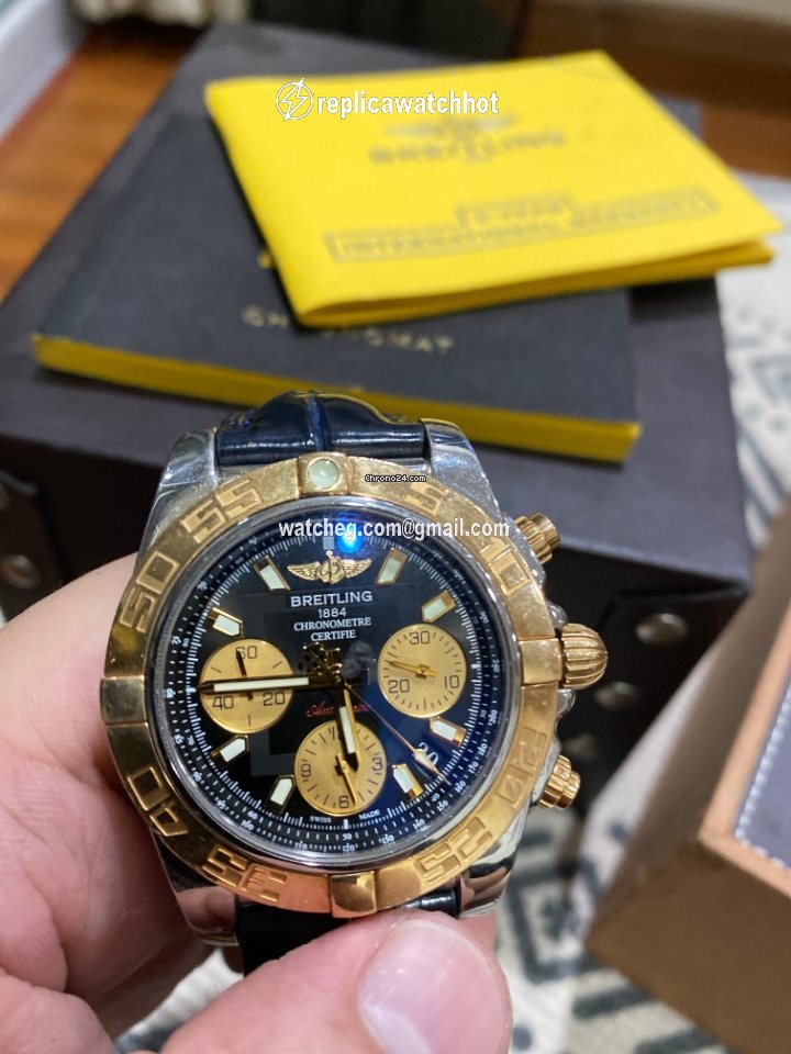 Breitling Chronomat 41 Mens watch Unisex Automatic Gold Steel CB014012.BA53.728P.A18BA.1 2