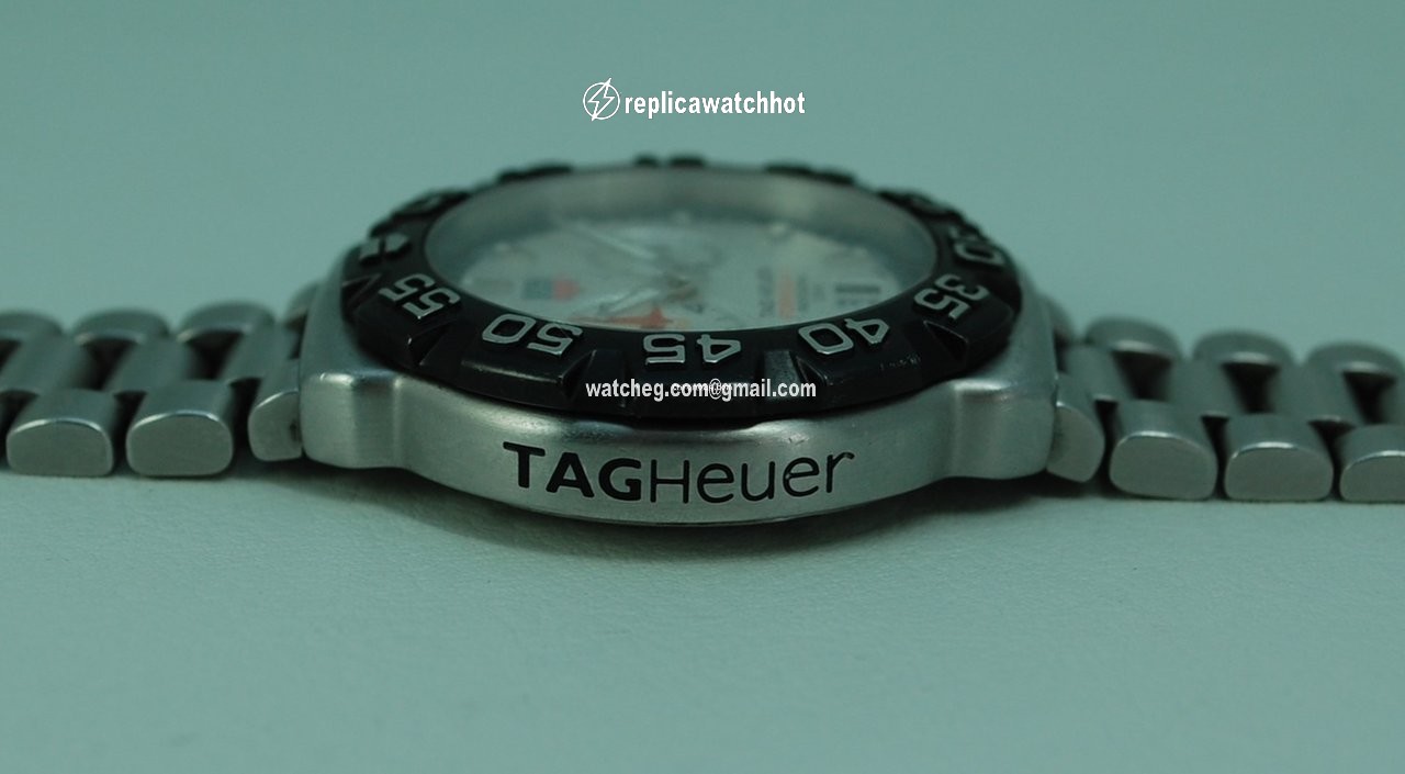 TAG Heuer Formula 1 Quartz Mens watch Unisex Quartz Steel WAH111C 2