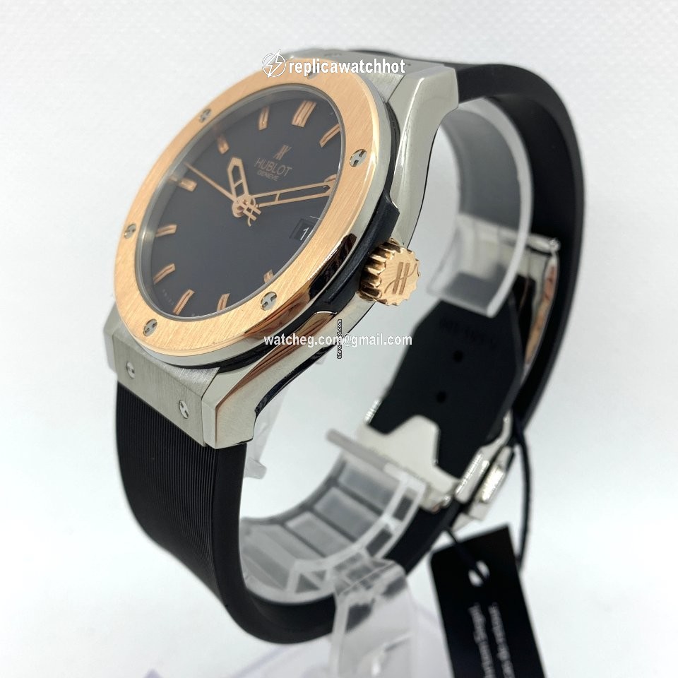 Hublot Classic Fusion 45, 42, 38, 33 mm Mens watch Unisex Automatic Titanium 511.NO.1180.RX 2
