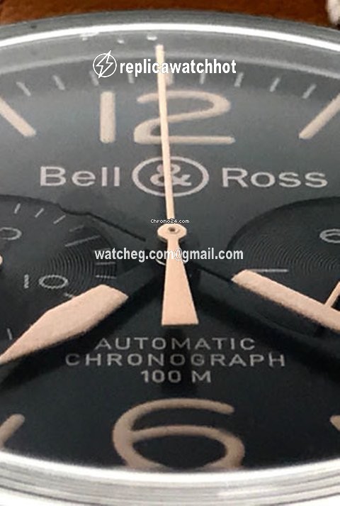 Bell & Ross BR V1 Mens watch Unisex Automatic Steel BRV126-HERITAGE 2