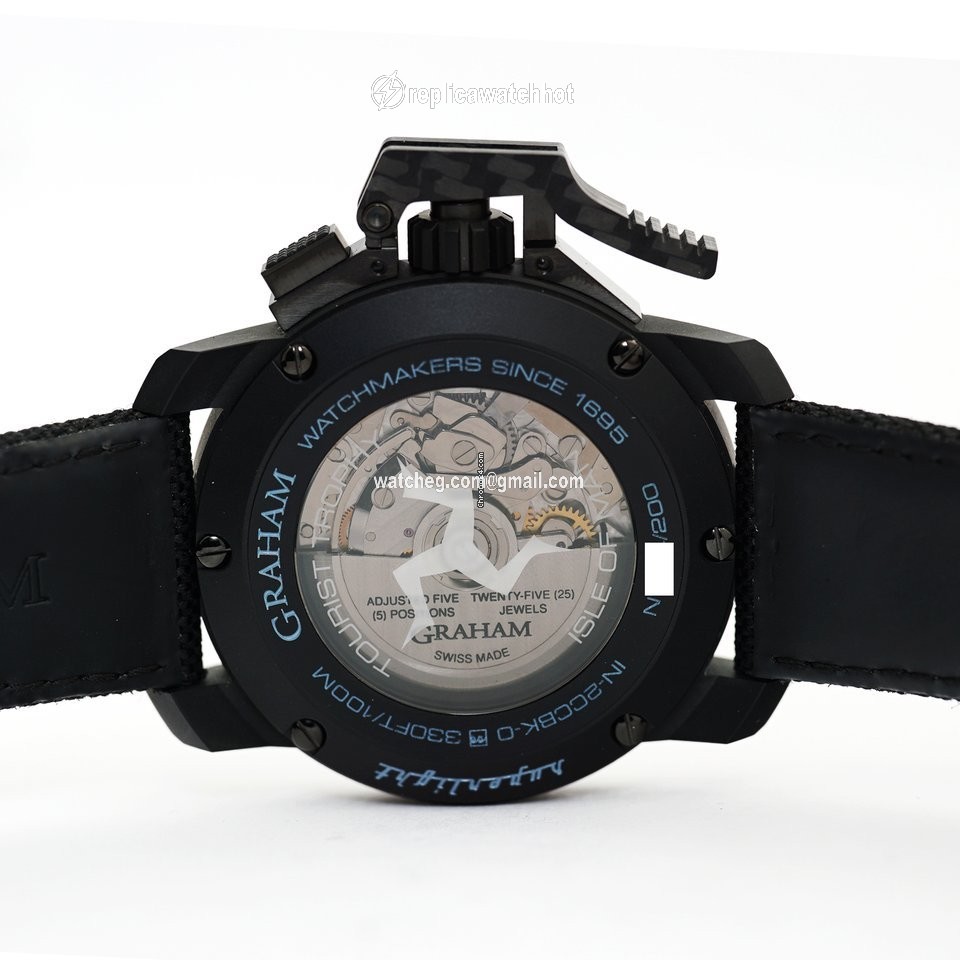 Graham Chronofighter Oversize Carbon 2CCBK.B07A 2