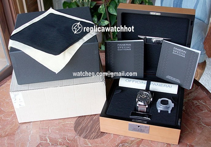 Panerai Special Editions Manual winding PAM 587 2