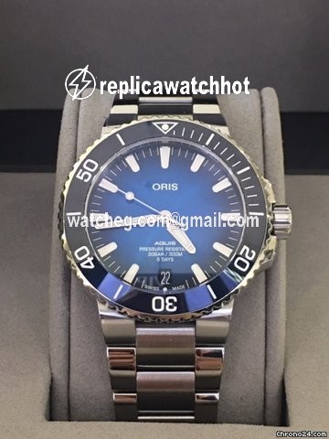 Oris Aquis Mens watch Unisex Automatic Steel 01 400 7763 4135-07 8 24 09PEB 2