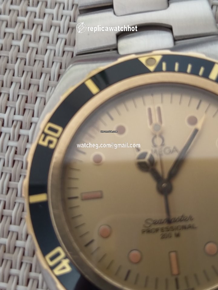 Omega Seamaster Diver 300 M Mens watch Unisex Quartz Steel 396.104 1 2