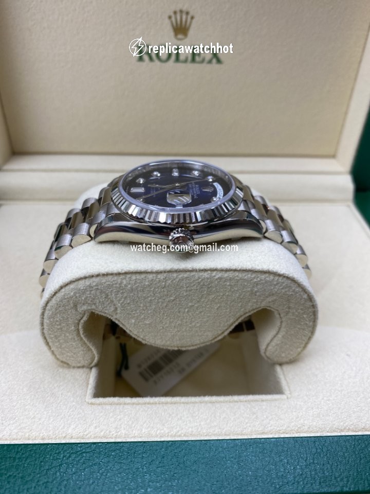 Rolex Day-Date 36 Mens watch Unisex White gold Automatic 128239 2