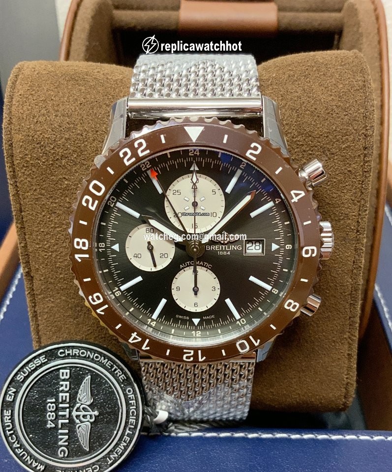 Breitling Chronoliner Mens watch Unisex Automatic Steel Y2431033 Q621 2