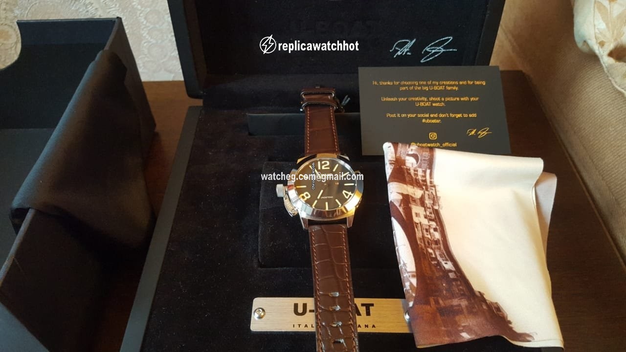 U-Boat Classico Mens watch Unisex Manual winding Steel 9002 2