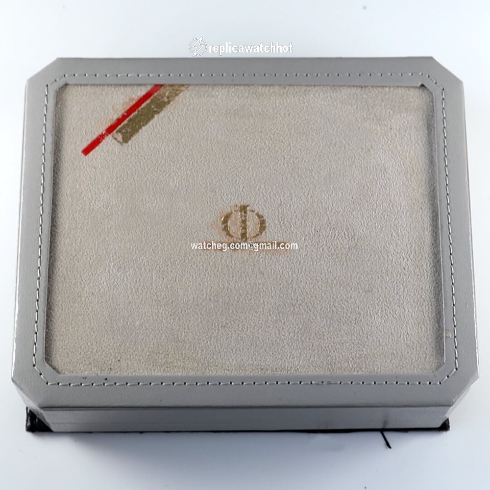 Baume & Mercier Classima Mens watch Unisex Quartz Yellow gold 15606 2