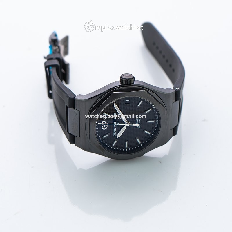 Girard Perregaux Laureato Mens watch Unisex Automatic Ceramic 81010-32-631-FK6A 2