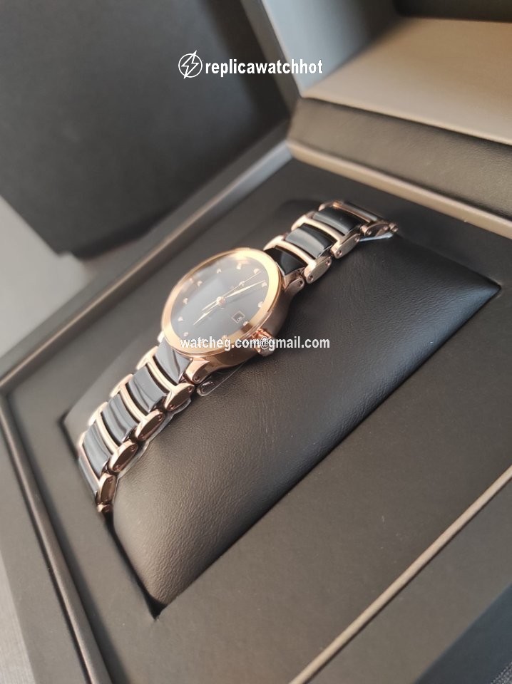 Rado Centrix Womens watch Automatic Ceramic R30183732 2