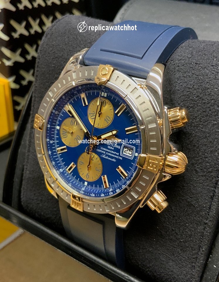 Breitling Chronomat Evolution Mens watch Unisex Automatic Gold Steel B13356 2