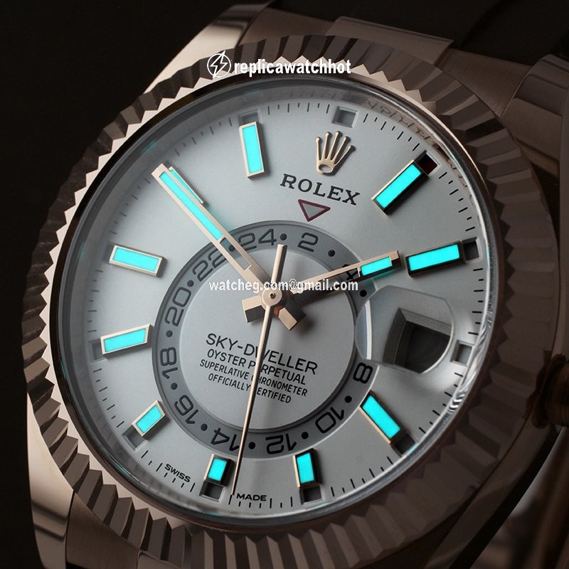 Rolex Sky-Dweller Mens watch Unisex Rose gold Automatic 326235 2