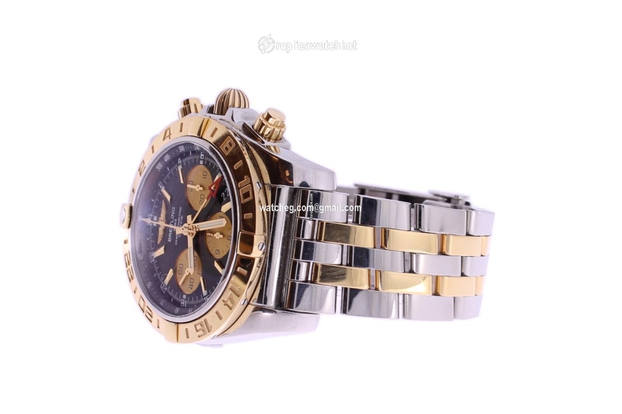 Breitling Chronomat 44 GMT Mens watch Unisex Automatic Gold Steel CB042012.BB86.375C 2