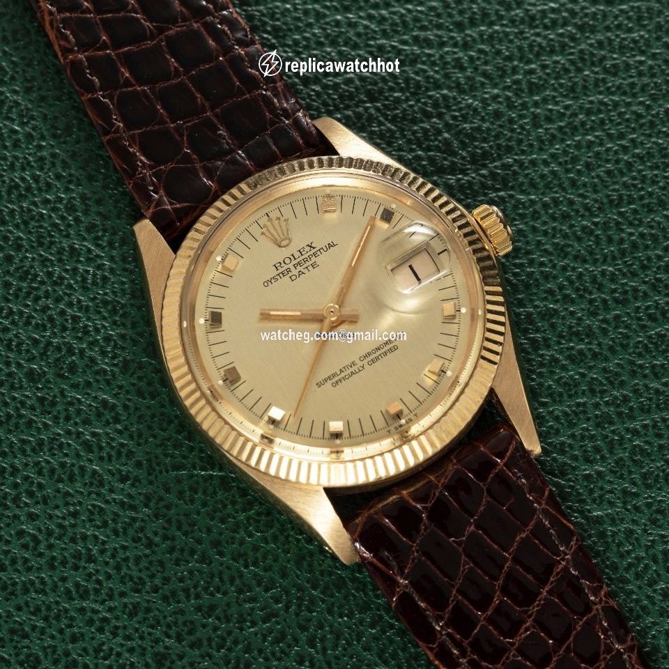 Rolex Oyster Perpetual Date Mens watch Unisex Yellow gold Automatic 1503 Vintage 2